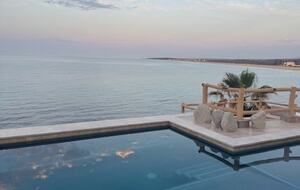Beautiful Beachfront Hacienda - Baja California Sur, Mexico
