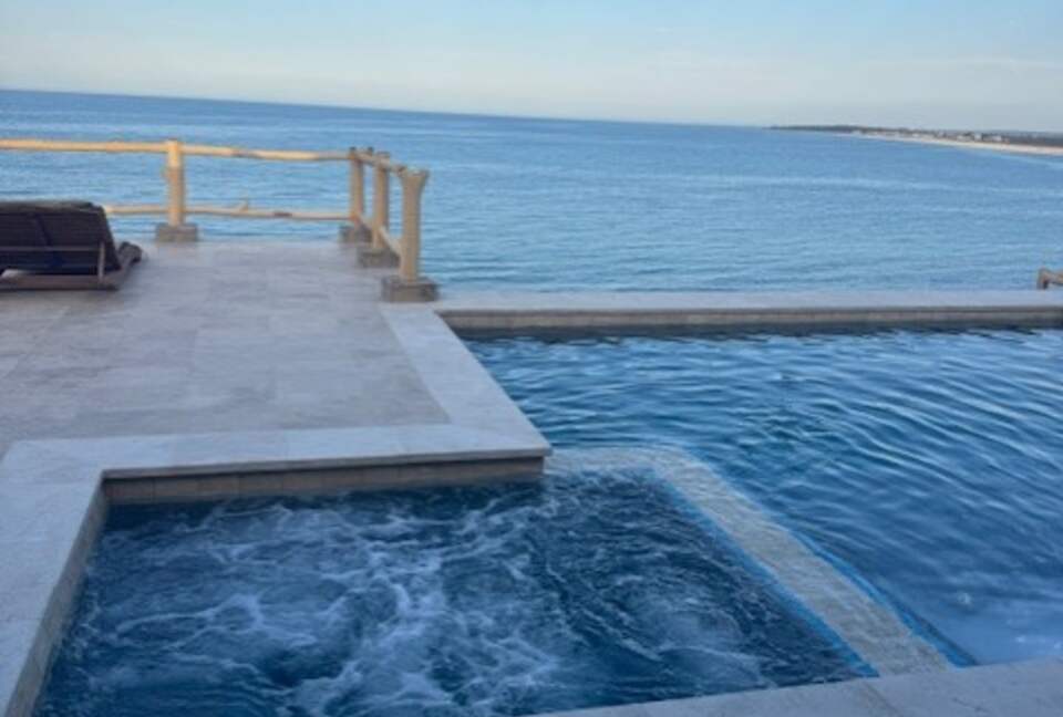 Beautiful Beachfront Hacienda - Baja California Sur, Mexico