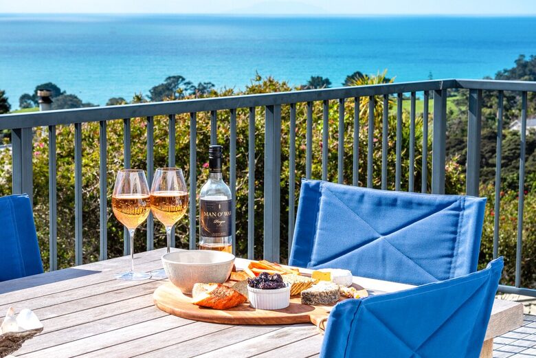 Tranquil Waiheke Getaway - Waiheke Island, New Zealand