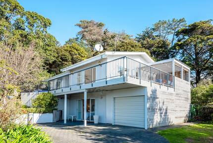 Tranquil Waiheke Getaway - Waiheke Island, New Zealand