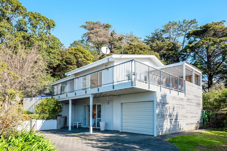 Tranquil Waiheke Getaway - Waiheke Island, New Zealand