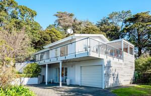 Tranquil Waiheke Getaway - Waiheke Island, New Zealand