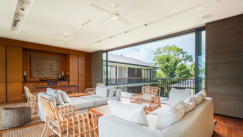 Modern Balinese Masterpiece by the Sea - Kabupaten Badung, Indonesia