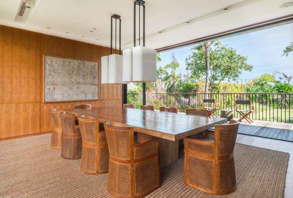 Modern Balinese Masterpiece by the Sea - Kabupaten Badung, Indonesia