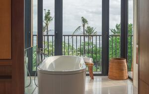 Modern Balinese Masterpiece by the Sea - Kabupaten Badung, Indonesia