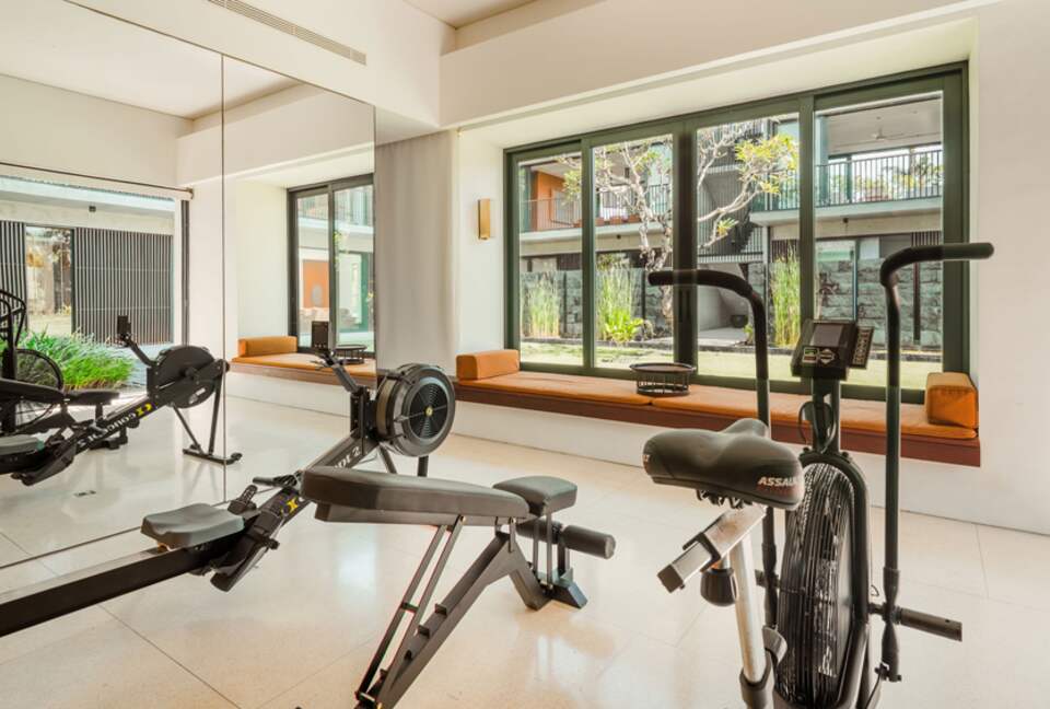 Modern Balinese Masterpiece by the Sea - Kabupaten Badung, Indonesia