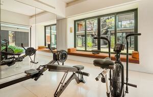 Modern Balinese Masterpiece by the Sea - Kabupaten Badung, Indonesia