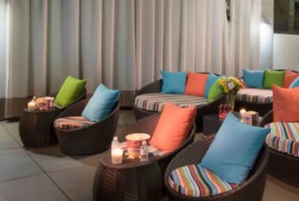 Chic Loft with Skyline Views in Downtown Vegas - Las Vegas, Nevada