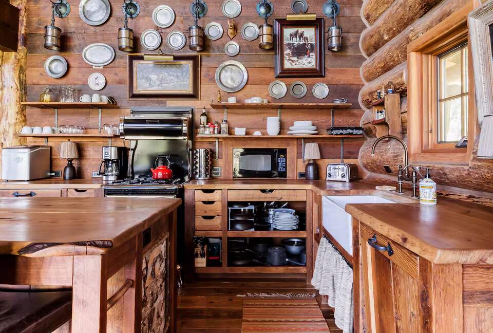 Handcrafted Log Home on 70 Acres in the Colorado Mountains - Gypsum, Colorado