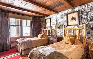 Handcrafted Log Home on 70 Acres in the Colorado Mountains - Gypsum, Colorado