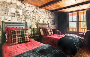 Handcrafted Log Home on 70 Acres in the Colorado Mountains - Gypsum, Colorado