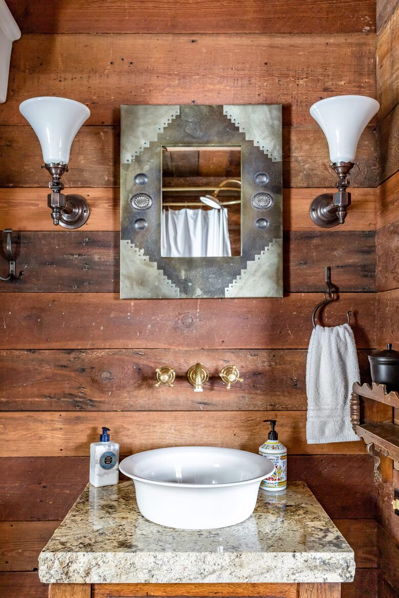 Handcrafted Log Home on 70 Acres in the Colorado Mountains - Gypsum, Colorado