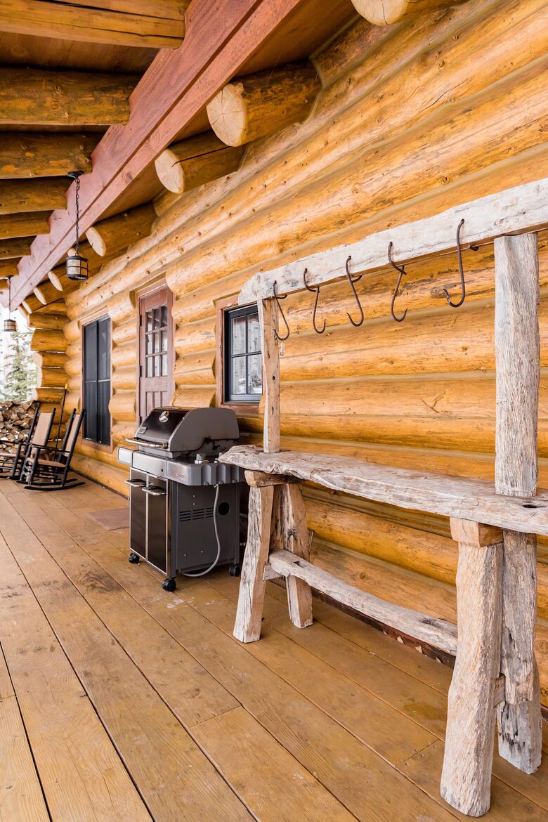 Handcrafted Log Home on 70 Acres in the Colorado Mountains - Gypsum, Colorado