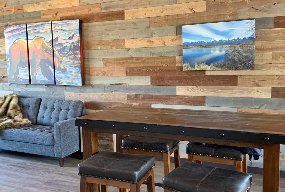 Tranquil Montana Retreat with Sweeping Views - Columbia Falls, Montana