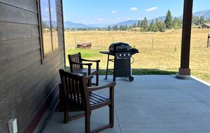 Tranquil Montana Retreat with Sweeping Views - Columbia Falls, Montana