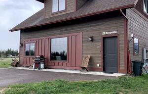 Tranquil Montana Retreat with Sweeping Views - Columbia Falls, Montana