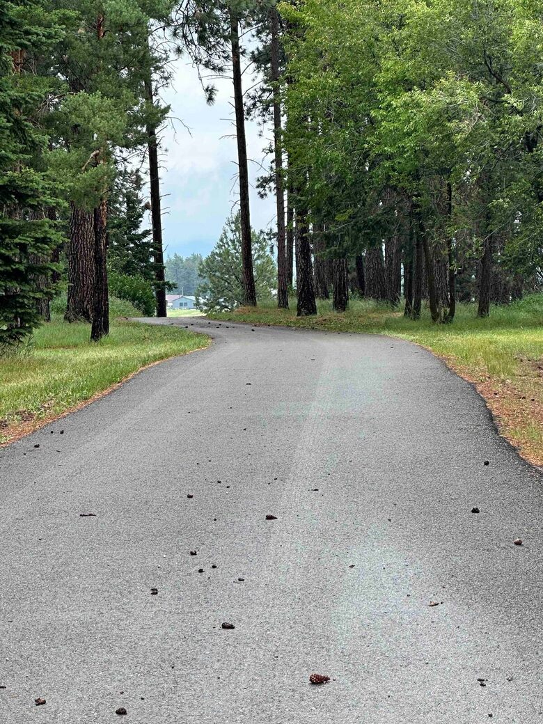 Tranquil Montana Retreat with Sweeping Views - Columbia Falls, Montana