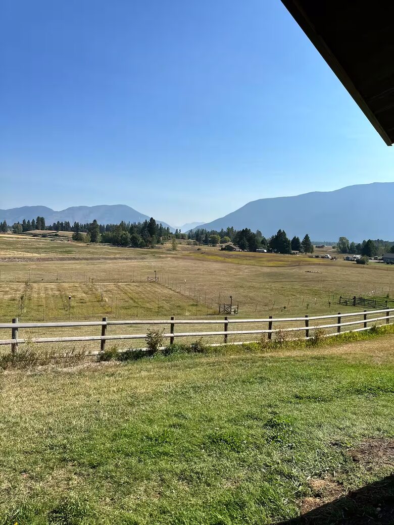 Tranquil Montana Retreat with Sweeping Views - Columbia Falls, Montana