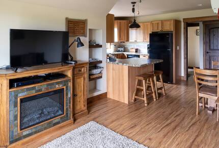 Northern Lights Hideaway - Columbia Falls, Montana