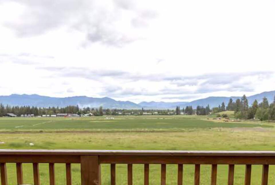 Northern Lights Hideaway - Columbia Falls, Montana