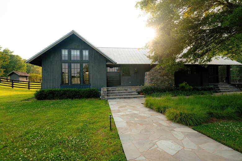 Luxury Farm Cabin Retreat with Pool & Countryside Views - Kingston Springs, Tennessee