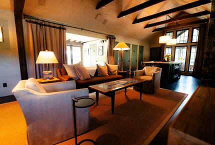 Luxury Farm Cabin Retreat with Pool & Countryside Views - Kingston Springs, Tennessee