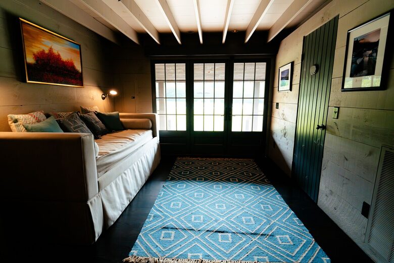 Luxury Farm Cabin Retreat with Pool & Countryside Views - Kingston Springs, Tennessee