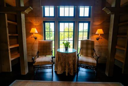 Luxury Farm Cabin Retreat with Pool & Countryside Views - Kingston Springs, Tennessee