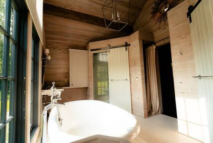 Luxury Farm Cabin Retreat with Pool & Countryside Views - Kingston Springs, Tennessee