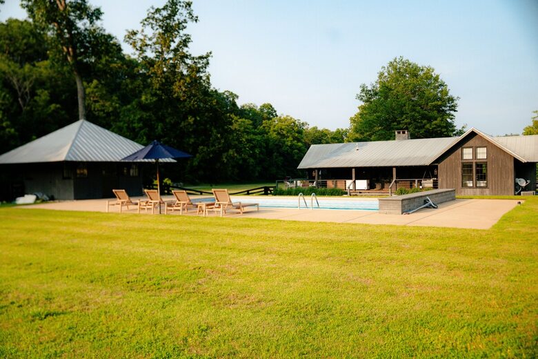 Luxury Farm Cabin Retreat with Pool & Countryside Views - Kingston Springs, Tennessee