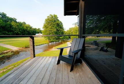Luxury Farm Cabin Retreat with Pool & Countryside Views - Kingston Springs, Tennessee