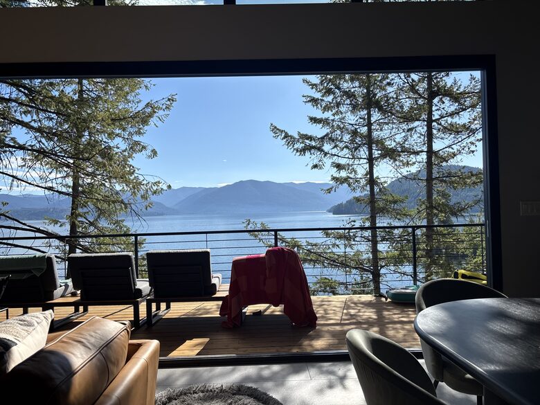 Glass-Walled Retreat on Lake Pend Oreille - Sagle, Idaho