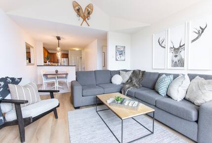 Ski-In/Ski-Out Alpine Retreat in Whistler - Whistler, Canada