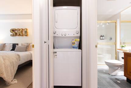 Ski-In/Ski-Out Alpine Retreat in Whistler - Whistler, Canada