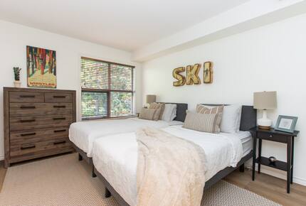 Ski-In/Ski-Out Alpine Retreat in Whistler - Whistler, Canada