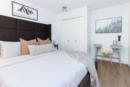 Ski-In/Ski-Out Alpine Retreat in Whistler - Whistler, Canada