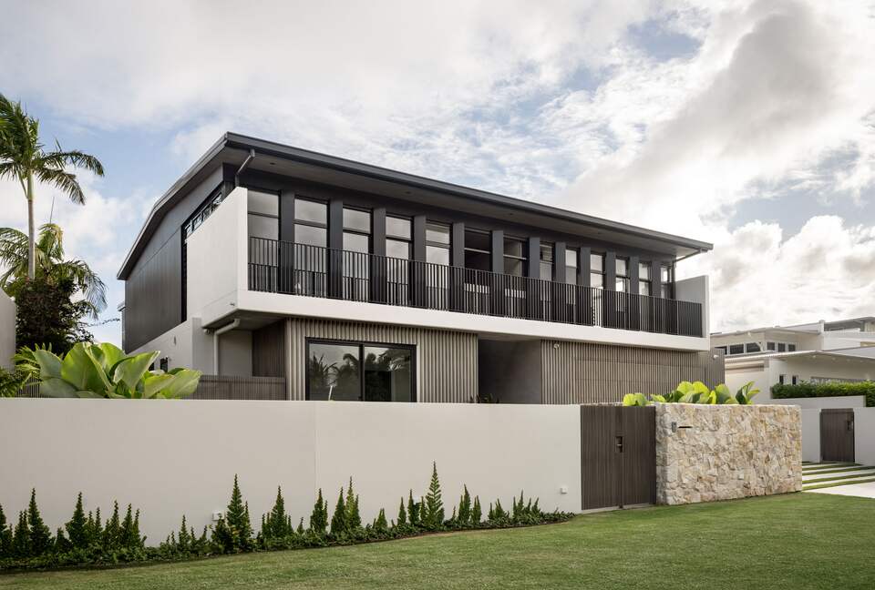 Ultra-Luxury Quay Residence - Noosaville, Australia