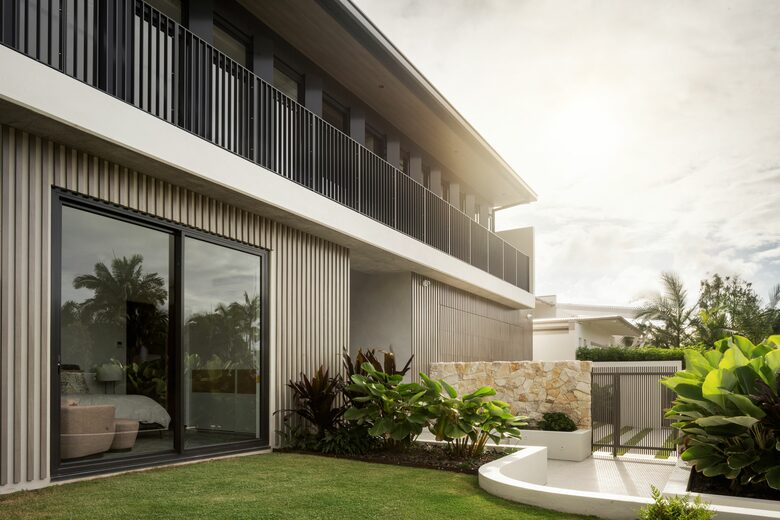 Ultra-Luxury Quay Residence - Noosaville, Australia