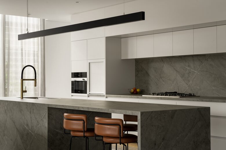 Ultra-Luxury Quay Residence - Noosaville, Australia