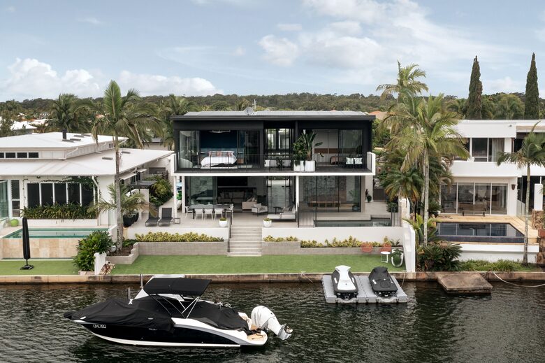 Ultra-Luxury Quay Residence - Noosaville, Australia