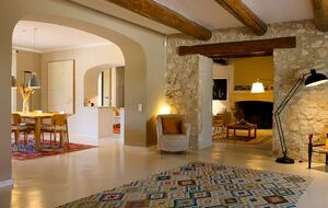 Timeless Farmhouse with Pool and Garden in Provence - Plan-d'Orgon, France