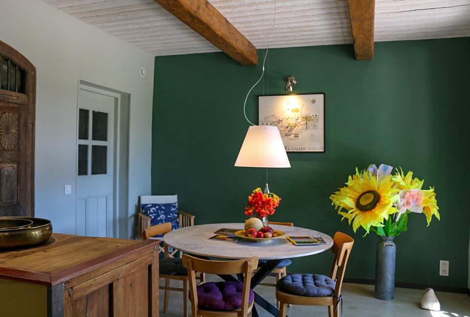 Timeless Farmhouse with Pool and Garden in Provence - Plan-d'Orgon, France