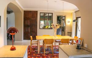 Timeless Farmhouse with Pool and Garden in Provence - Plan-d'Orgon, France