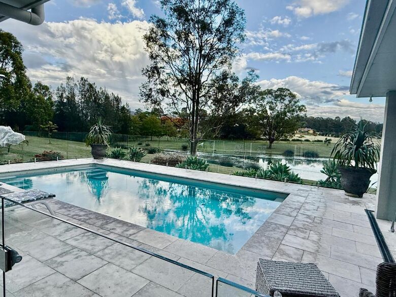 Mistletoe Lakehouse in the Heart of the Hunter Valley - Pokolbin, Australia