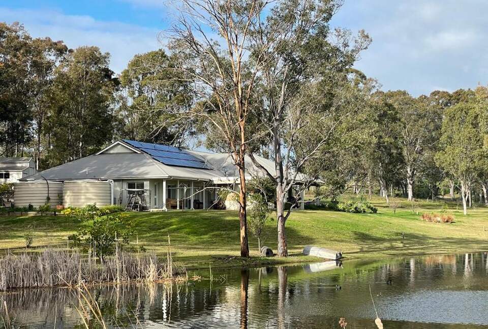 Mistletoe Lakehouse in the Heart of the Hunter Valley - Pokolbin, Australia