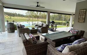 Mistletoe Lakehouse in the Heart of the Hunter Valley - Pokolbin, Australia