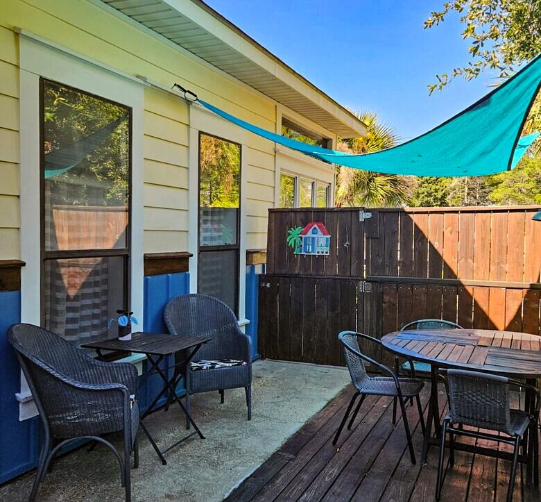 Colorful Artist’s Escape by the Sea - Seagrove Beach, Florida