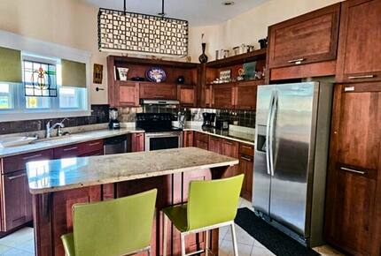 Colorful Artist’s Escape by the Sea - Seagrove Beach, Florida