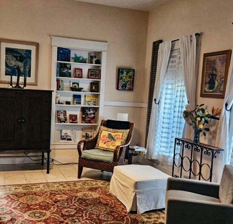 Colorful Artist’s Escape by the Sea - Seagrove Beach, Florida