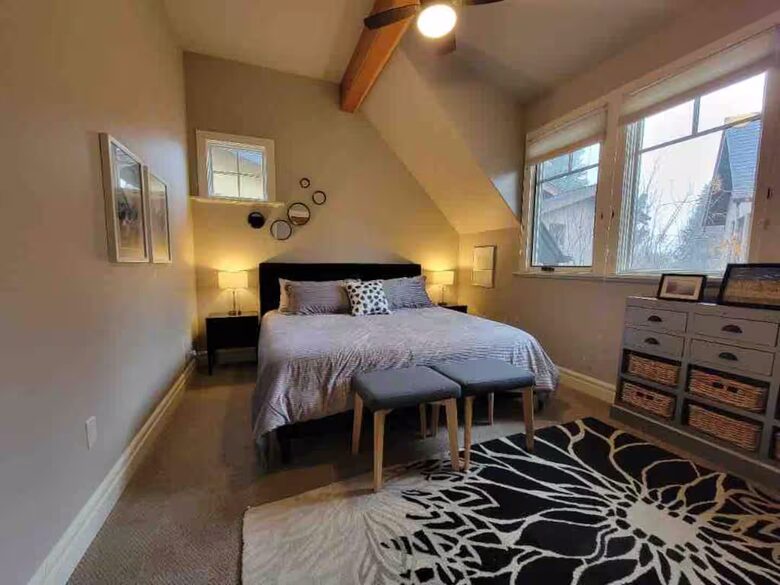 Stylish Home with Hot Tub & Walkable Location - Bend, Oregon